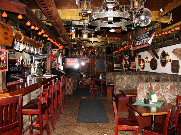 Albatros Pub & Restaurant - Our Venue